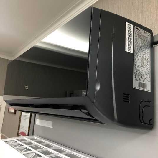 Кондиціонер TCL Elite Series XA82 TAC-12CHSD/XA82IN Black Inverter R32 Wi-Fi