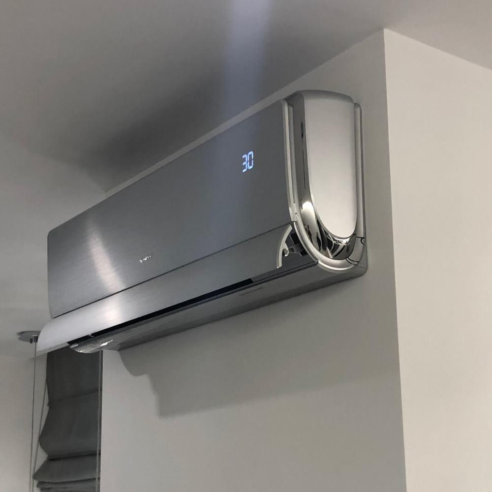 Кондиціонер GREE U-CROWN DC inverter GWH09UB-K6DNA4A  Wi-Fi