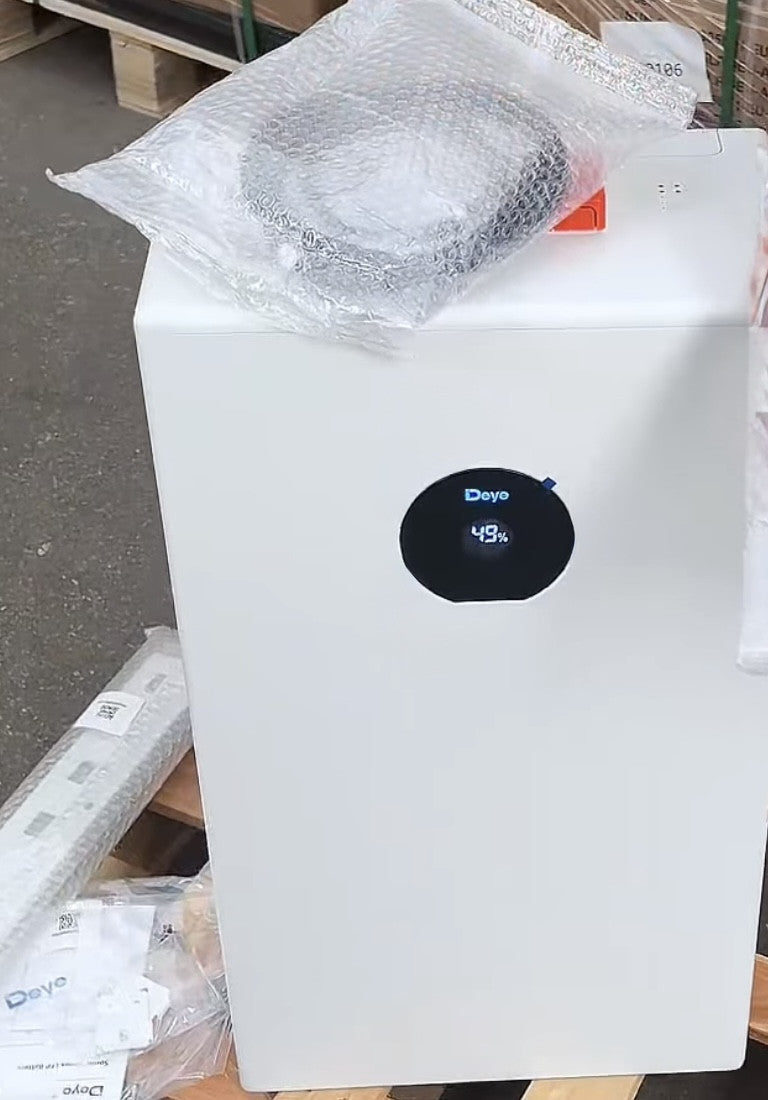 Комплект Інвертор гібриднийDeye SUN-6K-SG05LP1-AM2-PLUS (6 кВт, 1 фаза, 2 МРРТ, LV)+батарея Deye SE-F16-C 314Ah (16 кВт)